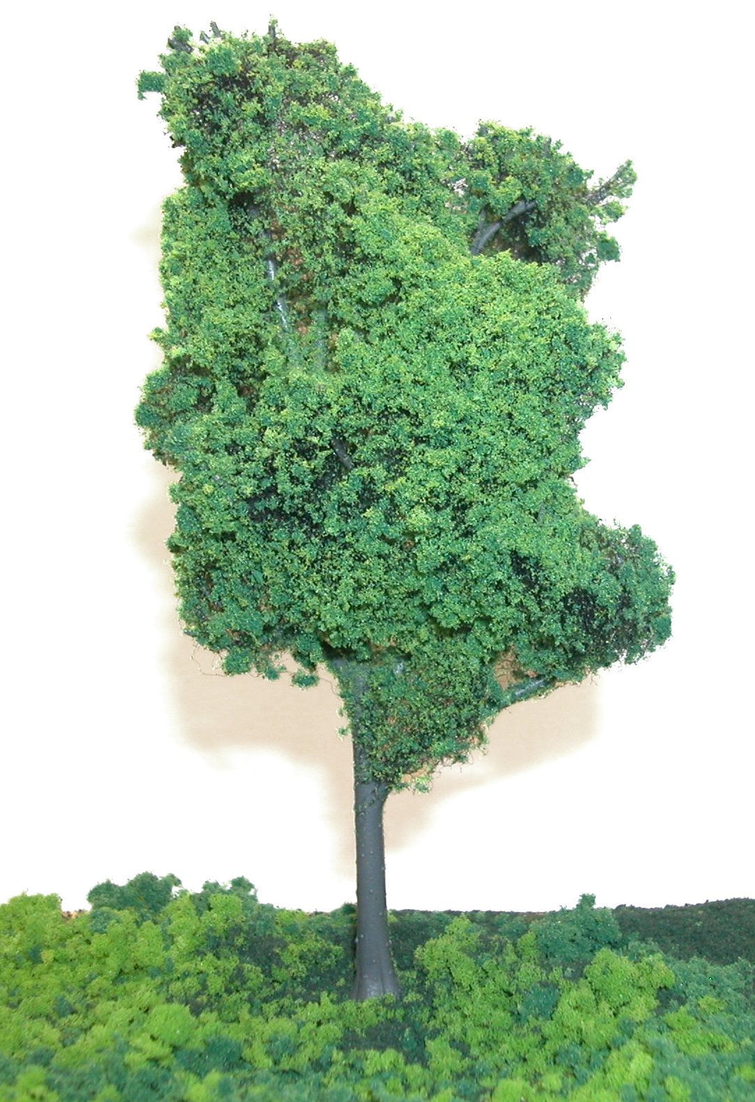 6003 Tall Deciduous Tree Kit (16 Large Trees)