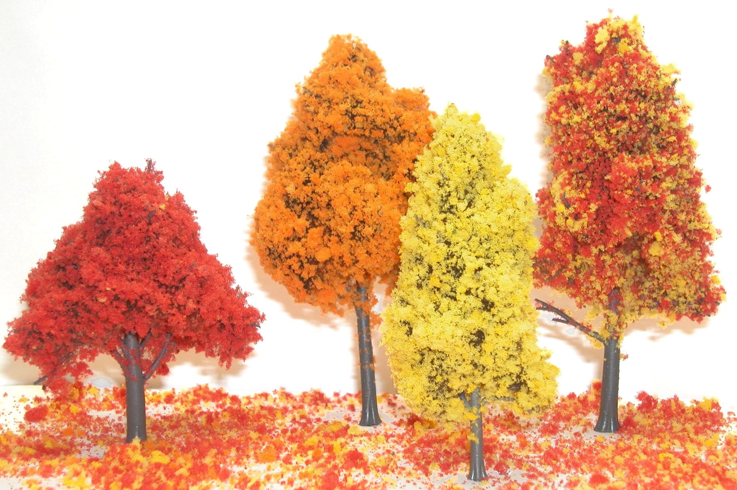 6401 Broad Deciduous Tree Kit Autumn Colors (32 Small Trees)